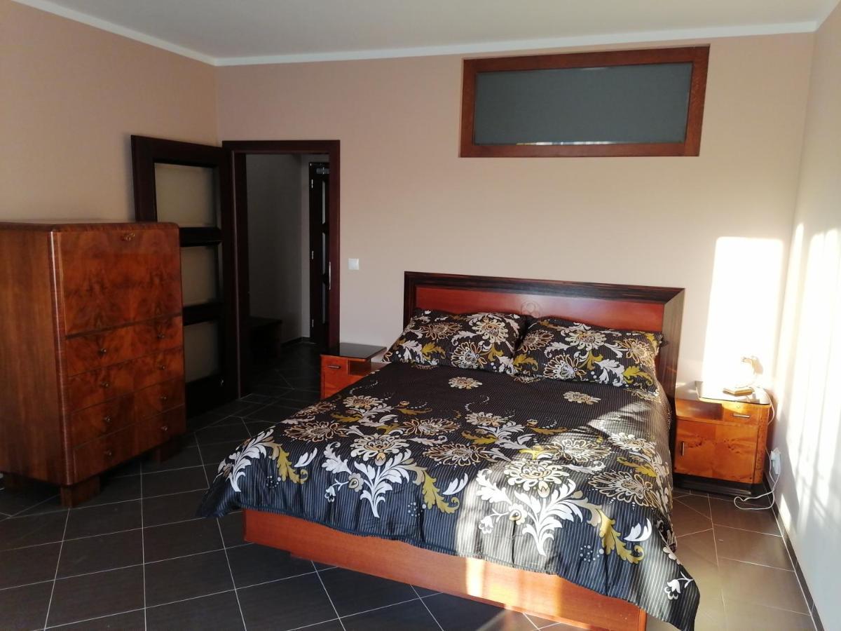 Frikulin Hotel Prostejov Ngoại thất bức ảnh