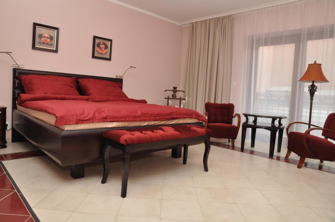 Frikulin Hotel Prostejov Ngoại thất bức ảnh