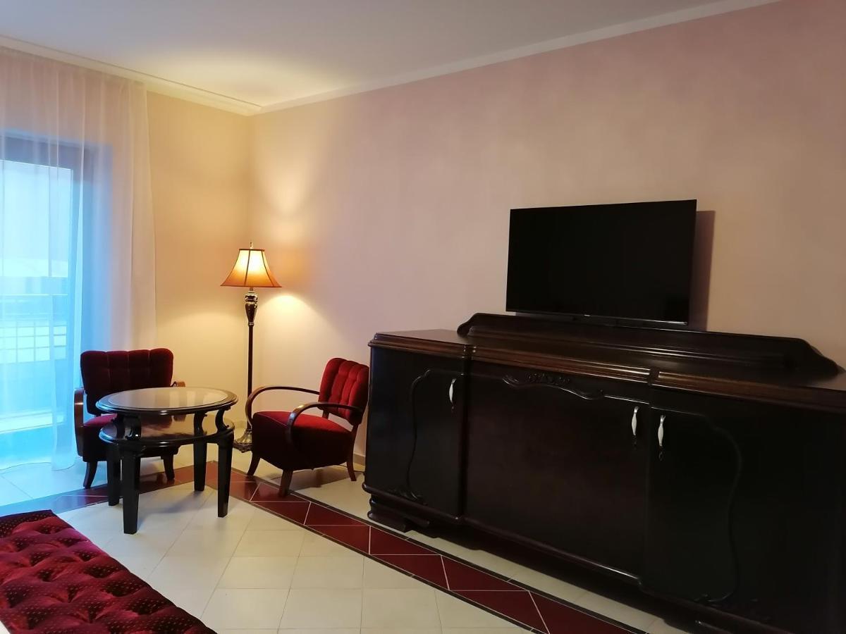 Frikulin Hotel Prostejov Ngoại thất bức ảnh
