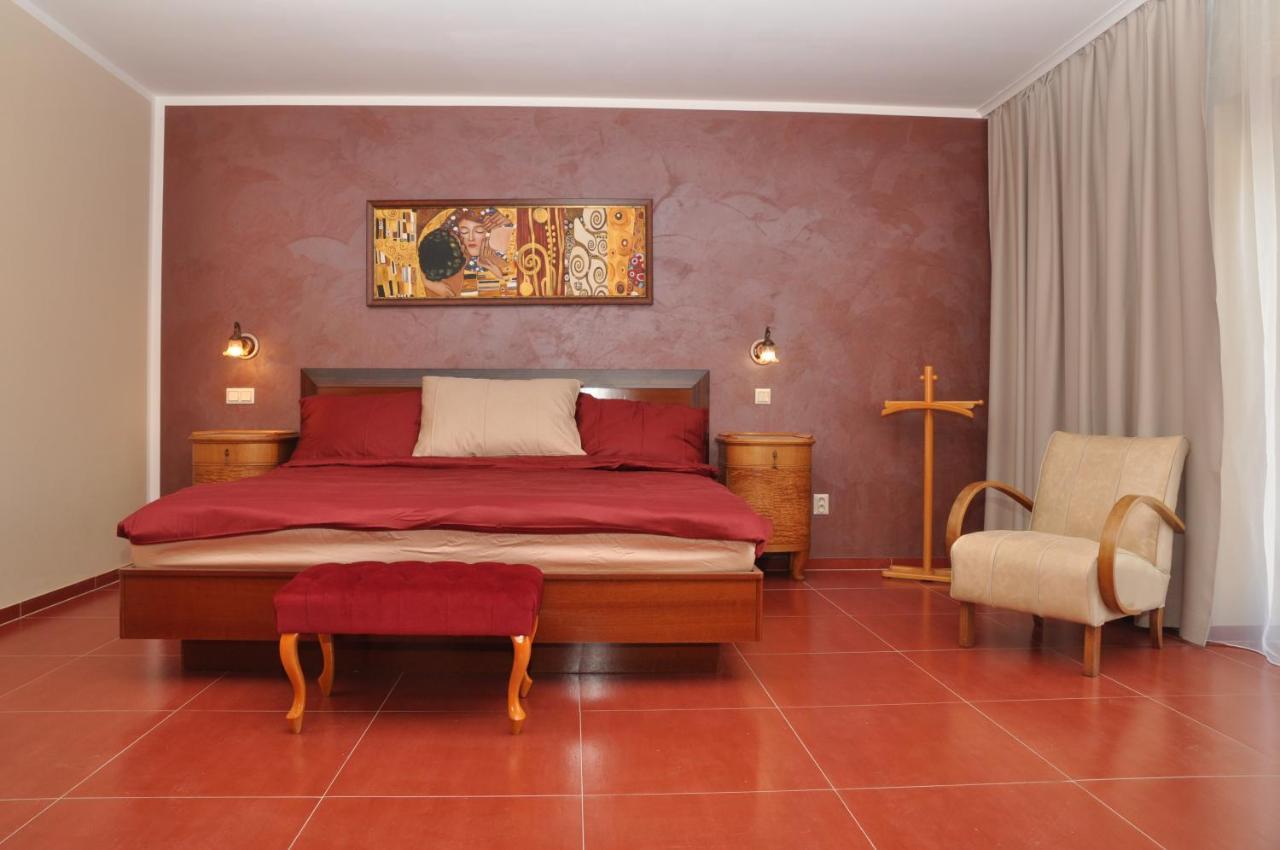 Frikulin Hotel Prostejov Ngoại thất bức ảnh
