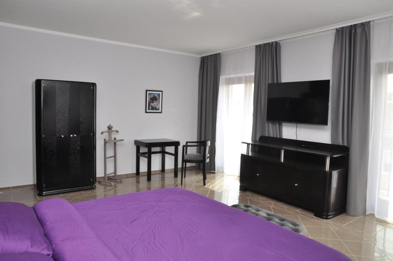 Frikulin Hotel Prostejov Ngoại thất bức ảnh