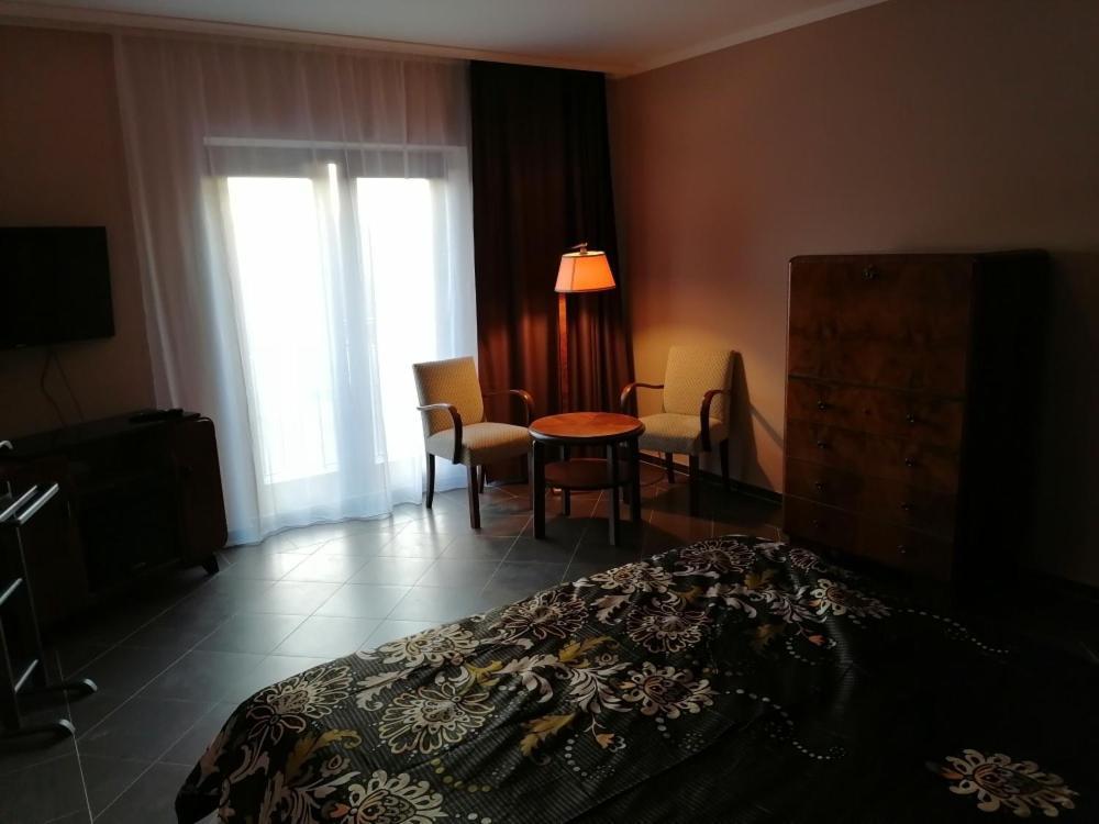 Frikulin Hotel Prostejov Ngoại thất bức ảnh